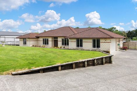 Photo of property in 34 Station Road, Huapai, Kumeu, 0810