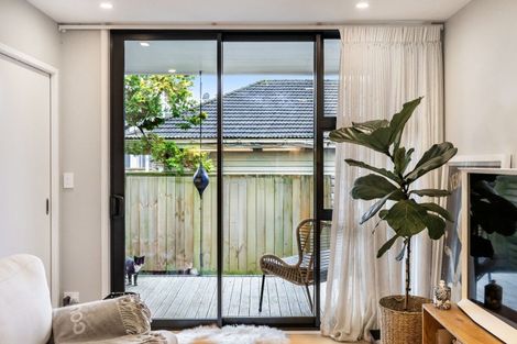 Photo of property in 4 Koro Lane, Mangere Bridge, Auckland, 2022