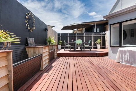 Photo of property in 1a Pacific View Road, Papamoa Beach, Papamoa, 3118