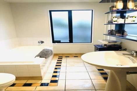 Photo of property in 5 Kinleys Lane, St Albans, Christchurch, 8014