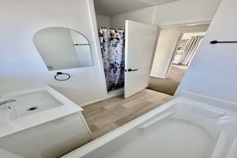 Photo of property in 15 Islay Place, Woolston, Christchurch, 8062