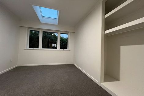 Photo of property in 7 Rangeview Road, Sunnyvale, Auckland, 0612