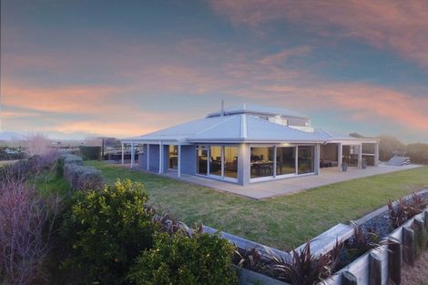 Photo of property in 1030 Thornton Road, Matata, Whakatane, 3194