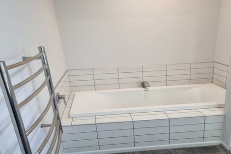 Photo of property in 28 Crossley Street, Katikati, 3129