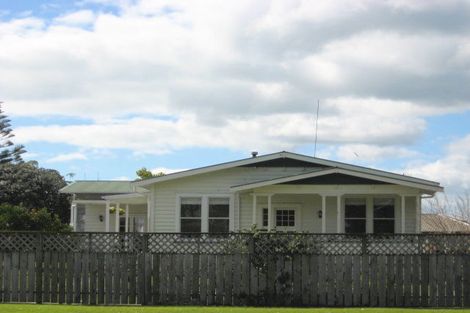 Photo of property in 57 College Road, Edgecumbe, 3120