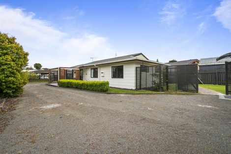 Photo of property in 12 Mansell Crescent, Bulls, 4818