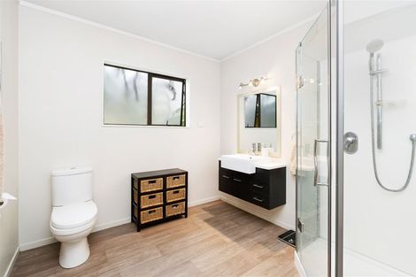 Photo of property in 17 Ward Drive, Opua, 0200