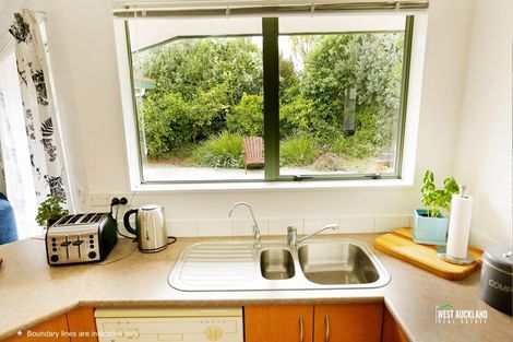 Photo of property in 9 Swanson Oaks, Swanson, Auckland, 0612