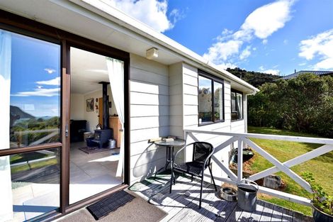 Photo of property in 3 Field Terrace, Okiwi Bay, French Pass, 7193
