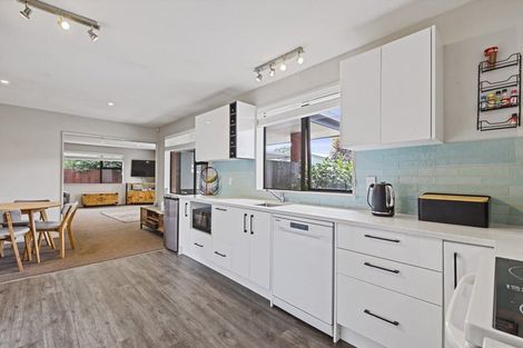 Photo of property in 183a Langdons Road, Northcote, Christchurch, 8052