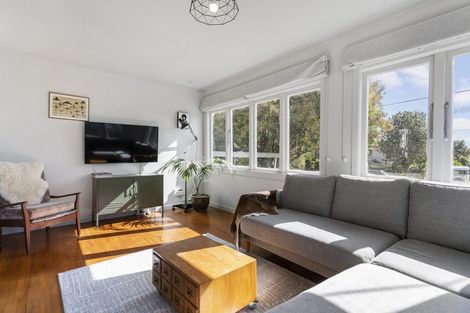 Photo of property in 34 Dakota Avenue, Beach Haven, Auckland, 0626