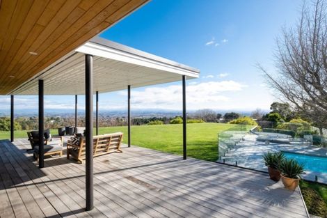 Photo of property in 207 Durham Drive, Havelock North, 4130