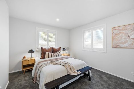 Photo of property in 42a Old Lake Road, Narrow Neck, Auckland, 0624