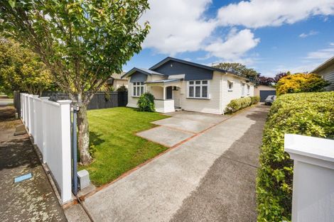 Photo of property in 47 Argyle Avenue, Takaro, Palmerston North, 4410