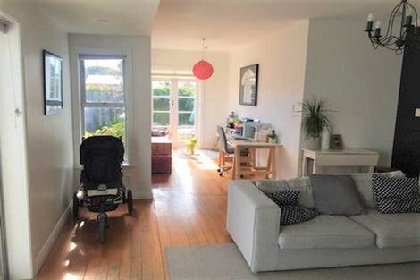 Photo of property in 61 Nayland Street, Sumner, Christchurch, 8081