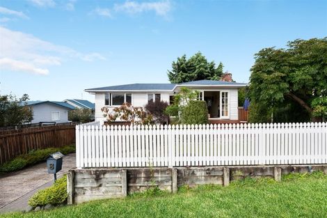 Photo of property in 1/8 Tyne Road, Forrest Hill, Auckland, 0620