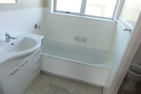 Photo of property in 8b Macmurdo Avenue, Glenview, Hamilton, 3206