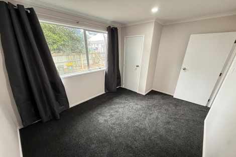 Photo of property in 20 Becker Drive, Weymouth, Auckland, 2103