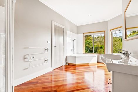 Photo of property in 251 Whitehills Road, Waitoki, 0994