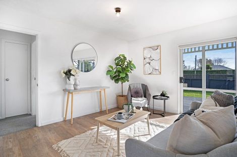 Photo of property in 81 Jellicoe Street, Martinborough, 5711