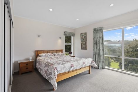 Photo of property in 267 Forest Hill Road, Waiatarua, Auckland, 0612