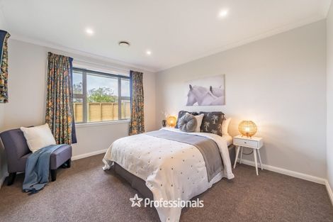 Photo of property in 3-9 Seddon Street, Waikanae, 5036