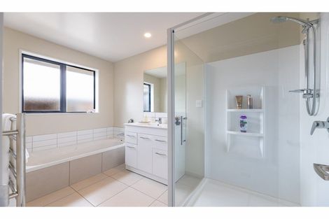 Photo of property in 14 Ruru Place, Oxford, 7430