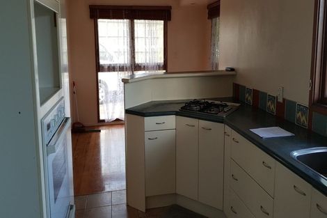 Photo of property in 212 Forrest Hill Road, Forrest Hill, Auckland, 0620