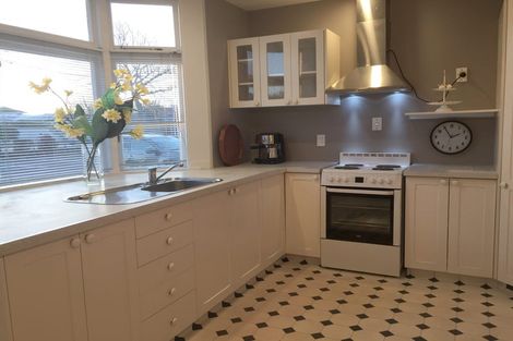 Photo of property in 6 Guild Street, Richmond, Christchurch, 8013