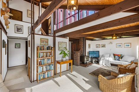 Photo of property in 18 Miraka Place, Birkenhead, Auckland, 0626