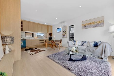 Photo of property in 27 Red Hill Road, Red Hill, Papakura, 2110