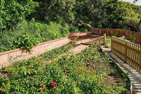 Photo of property in 68 Acacia Avenue, Maungaraki, Lower Hutt, 5010