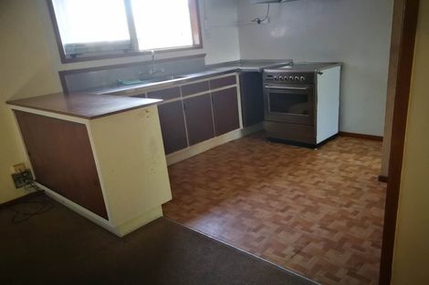 Photo of property in 1/42 Fruitvale Road, New Lynn, Auckland, 0600