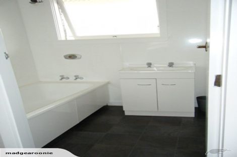 Photo of property in 5/121a Papanui Road, Merivale, Christchurch, 8014