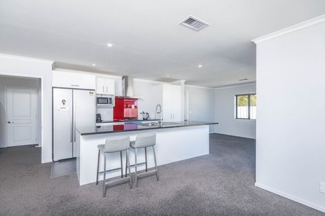 Photo of property in 36 Havana Rise, Grenada Village, Wellington, 6037