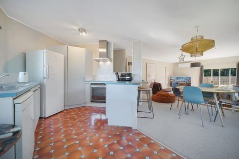 Photo of property in 21 Ian Sage Avenue, Torbay, Auckland, 0630