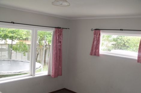 Photo of property in 213 Lumsden Road, Akina, Hastings, 4122