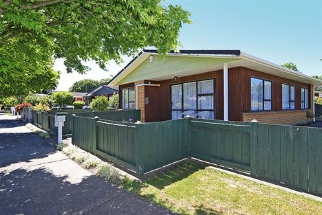 Photo of property in 26 Usherwood Crescent, Akina, Hastings, 4122