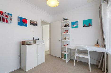 Photo of property in 74 Kano Street, Karori, Wellington, 6012