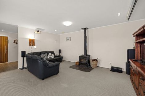 Photo of property in 84 Rangitane Loop Road, Kerikeri, 0294