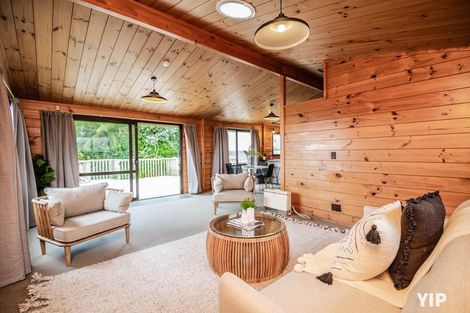 Photo of property in 60 Nalanda Crescent, Broadmeadows, Wellington, 6035