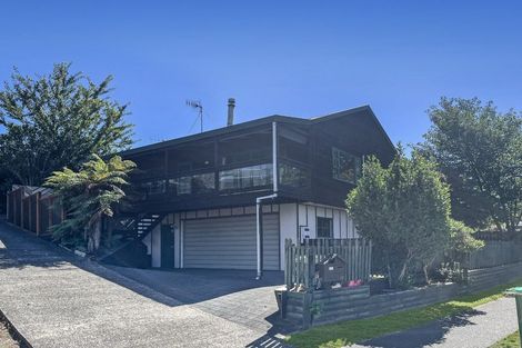 Photo of property in 2/122 Taupo View Road, Taupo, 3330