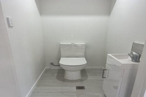 Photo of property in 7 Sheralee Place, Bucklands Beach, Auckland, 2014