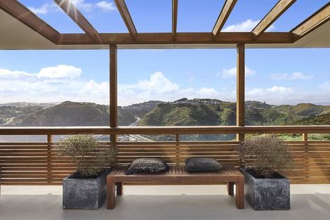 Photo of property in 37a Gurkha Crescent, Khandallah, Wellington, 6035