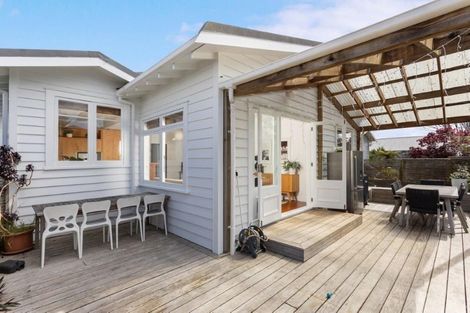 Photo of property in 13 Chester Avenue, Westmere, Auckland, 1022