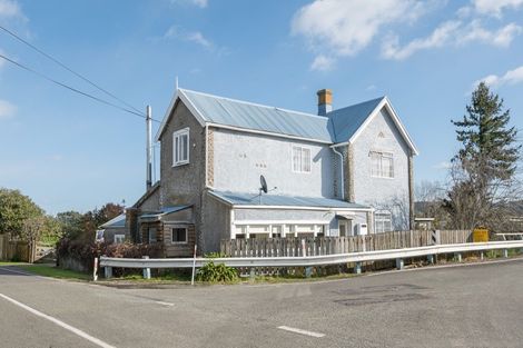 Photo of property in 2 Higgins Road, Brightwater, Wakefield, 7095