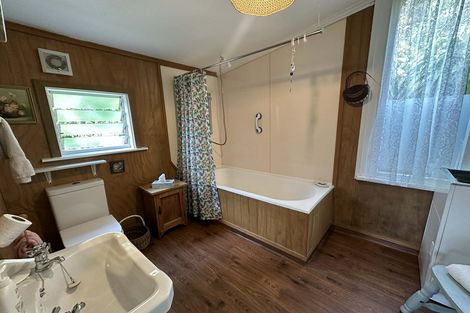 Photo of property in 1b Burkes Drive, Saint Leonards, Dunedin, 9022