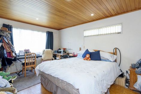 Photo of property in 23 Landon Avenue, Mangere East, Auckland, 2024