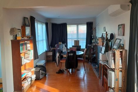 Photo of property in 10 Andrew Road, Howick, Auckland, 2010