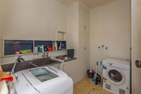 Photo of property in 134 Weraroa Road, Levin, 5510